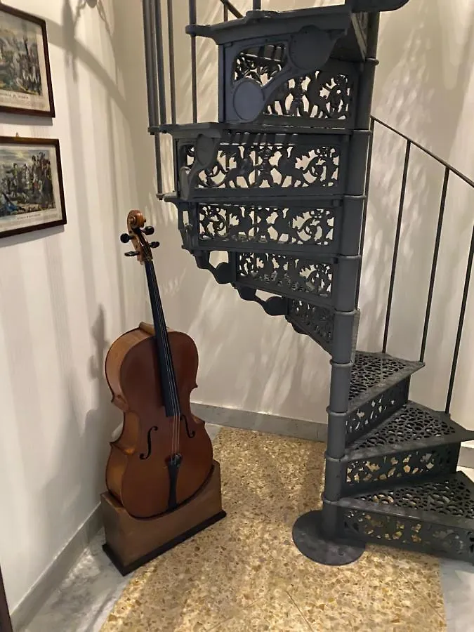Dimora Donna Elena By Ranieri Bed & Breakfast Naples