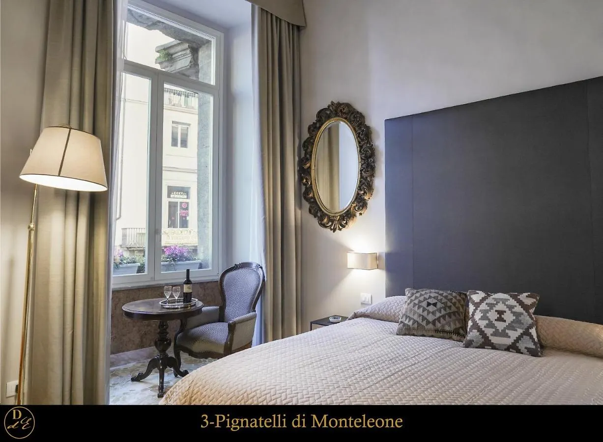 Dimora Donna Elena By Ranieri Bed & Breakfast Naples Italy