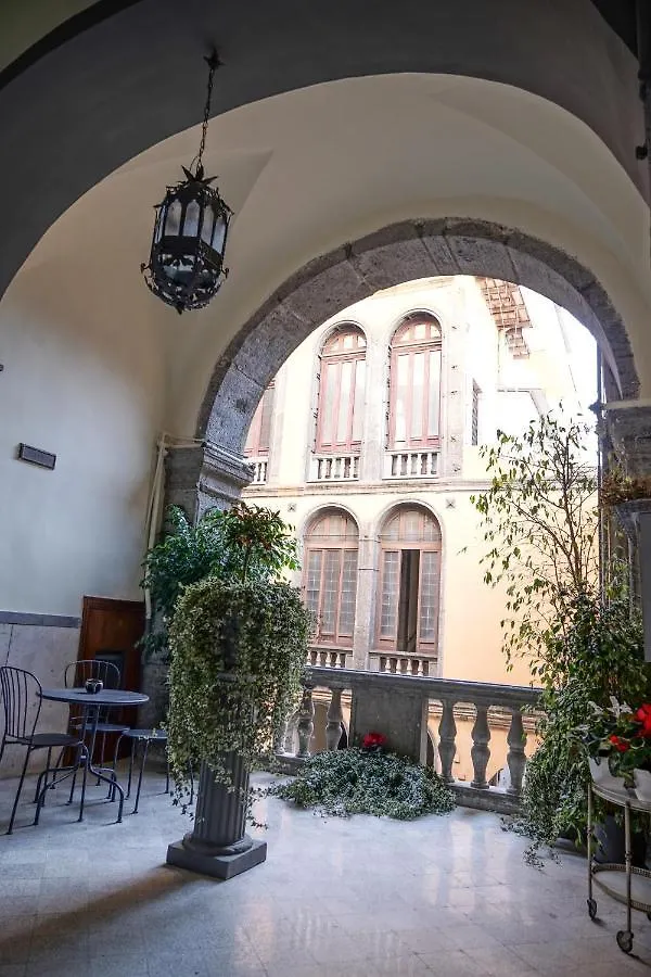 Dimora Donna Elena By Ranieri Bed & Breakfast Naples