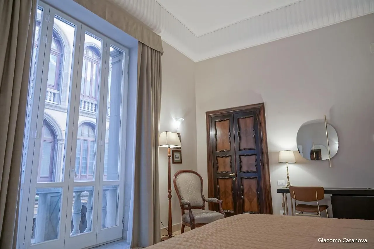 Dimora Donna Elena By Ranieri Bed & Breakfast Naples 0*,  Italy